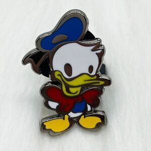 🔮 5/$25 Disney Donald Duck Cutie Pin‎